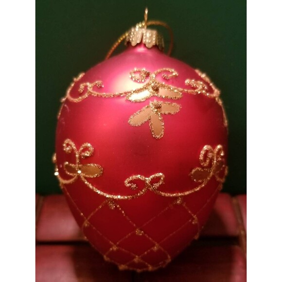 Vintage 1950s Fabergé Egg Style Christmas Ornament Red With Gold Details - Picture 2 of 5